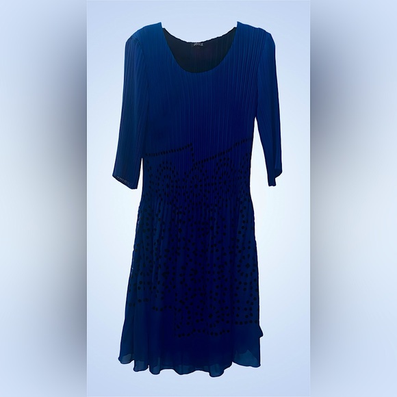 SOLD! Veeca Royal Blue/Black Pleated Midi Dress - Picture 1 of 2